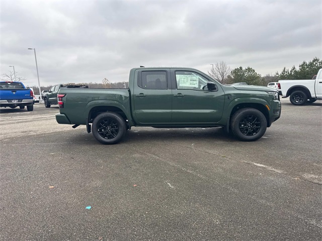 2026 Nissan Frontier Crew Cab SV photo 3