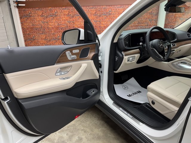 2025 Mercedes Benz GLE 350 4MATIC photo 9