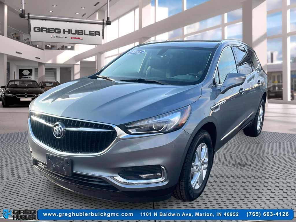 2018 Buick Enclave Essence's photo