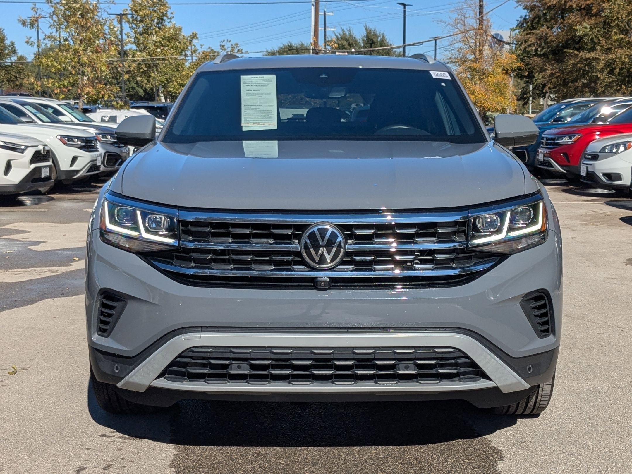 2021 Volkswagen Atlas Cross Sport V6 SEL Premium photo 4