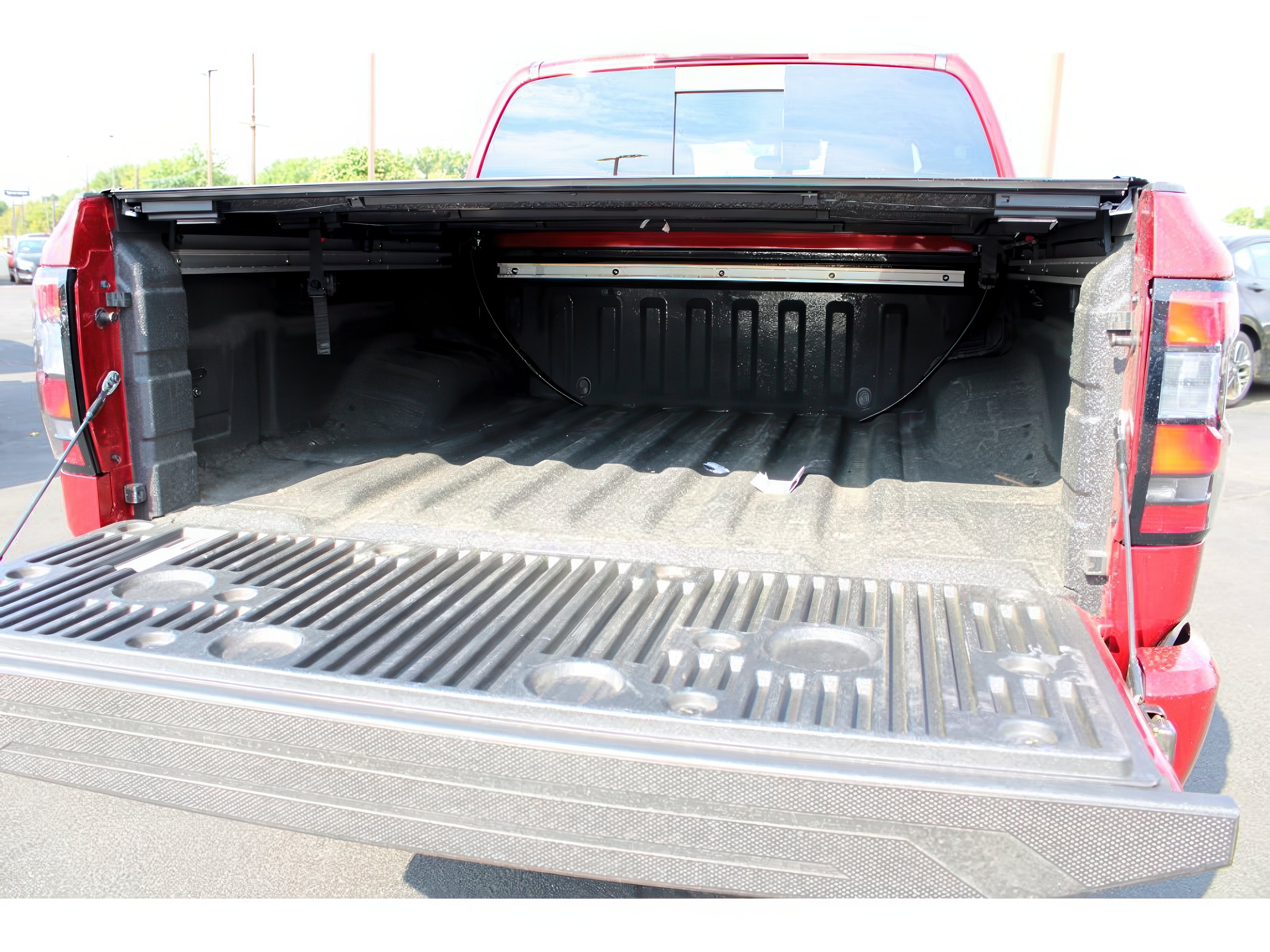 2025 Nissan Frontier PRO-4X photo 9
