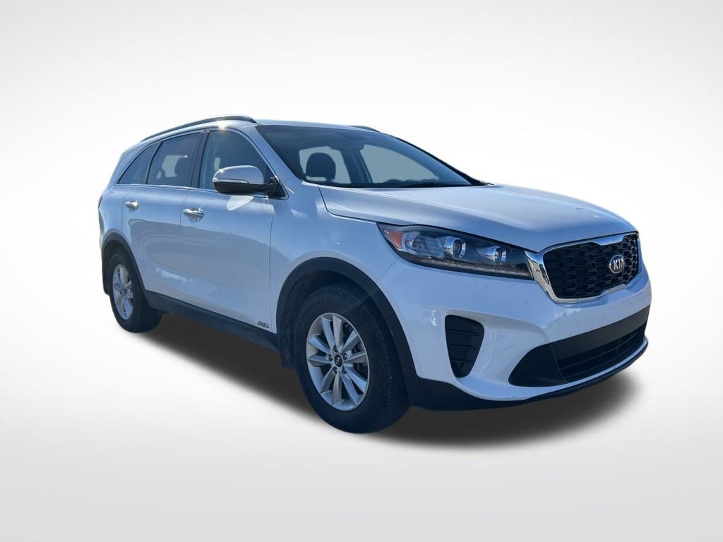2019 Kia Sorento LX photo 2