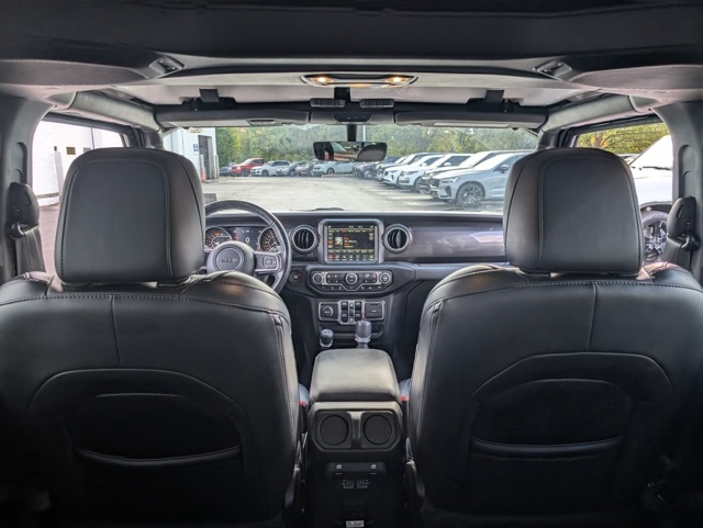 2022 Jeep Wrangler Unlimited Sahara photo 28