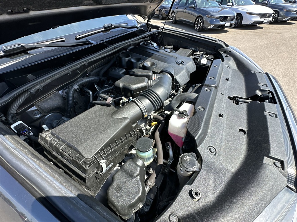 2021 Toyota 4Runner Nightshade Edition photo 34