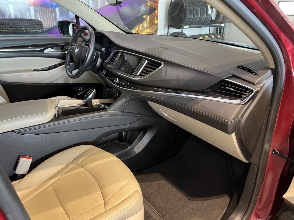 2021 Buick Enclave Premium photo 17
