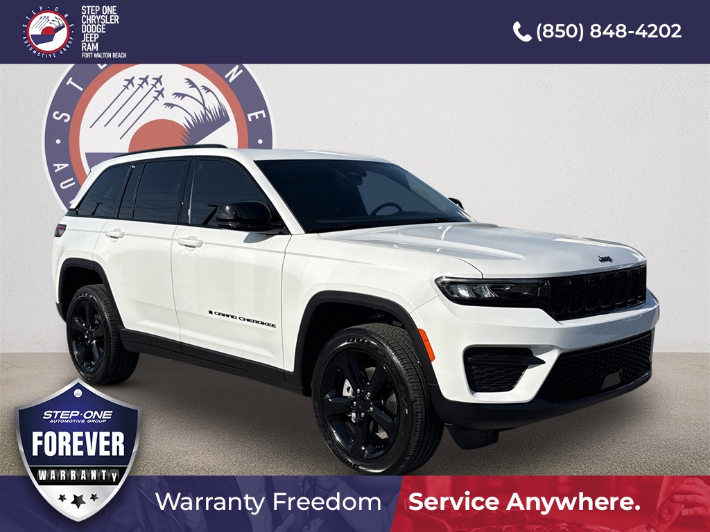 2025 Jeep Grand Cherokee Altitude's photo