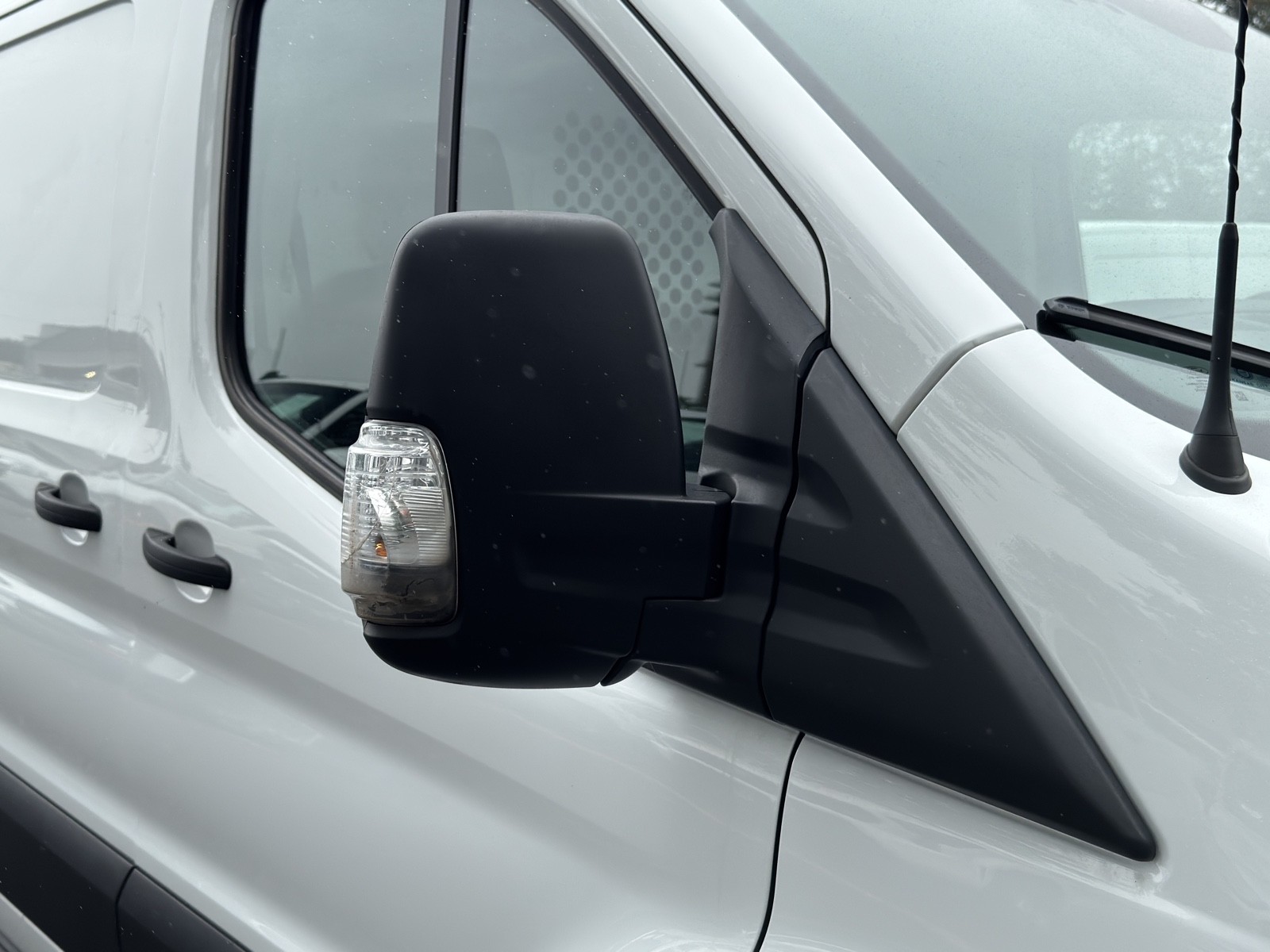2020 Ford Transit photo 38
