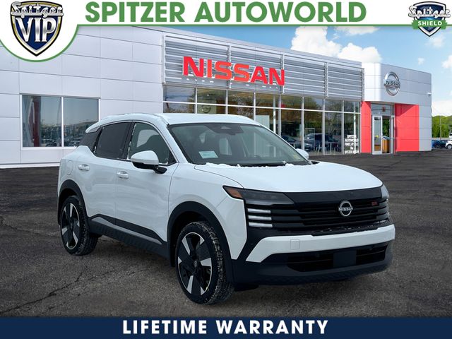 2025 Nissan Kicks SR AWD's photo