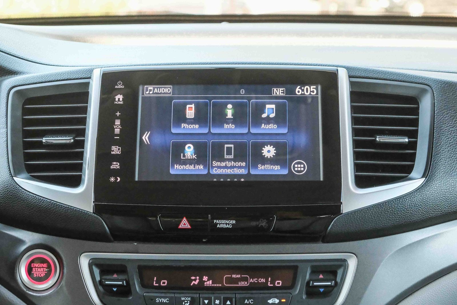 2017 Honda Pilot EX-L photo 15
