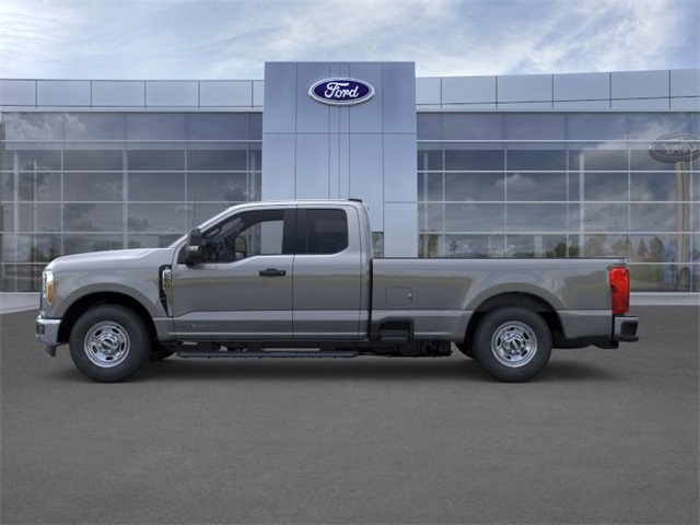 2025 Ford F-250 XL photo 3