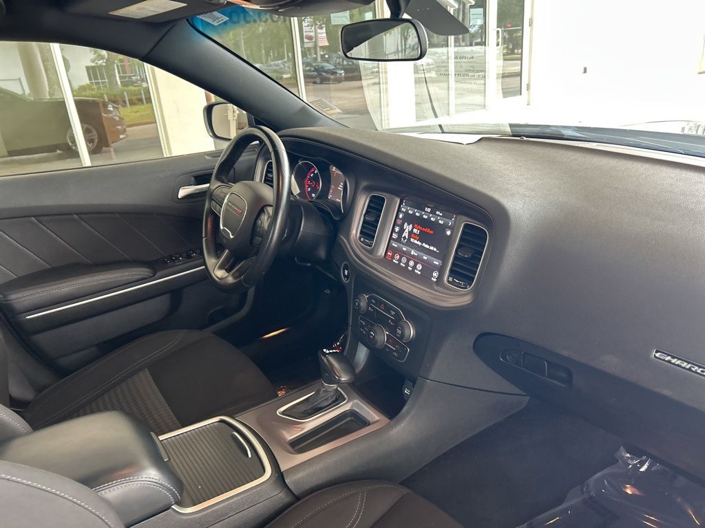 2023 Dodge Charger SXT photo 18