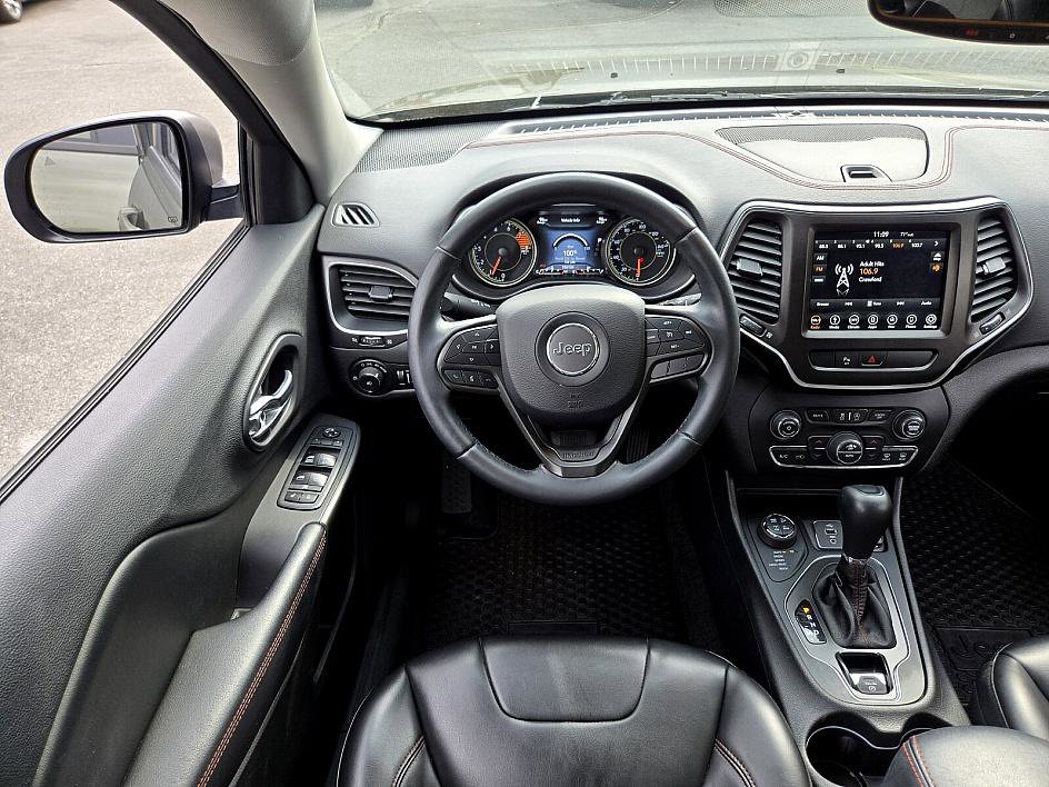 2019 Jeep Cherokee Trailhawk photo 10