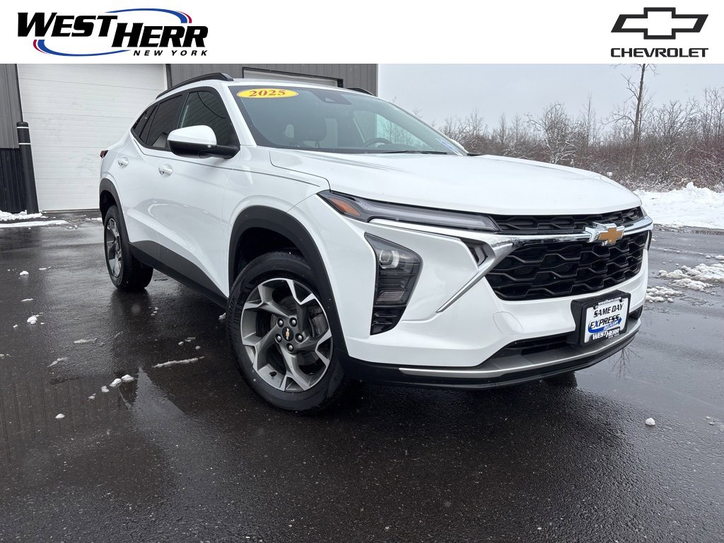 2025 Chevrolet Trax LT's photo