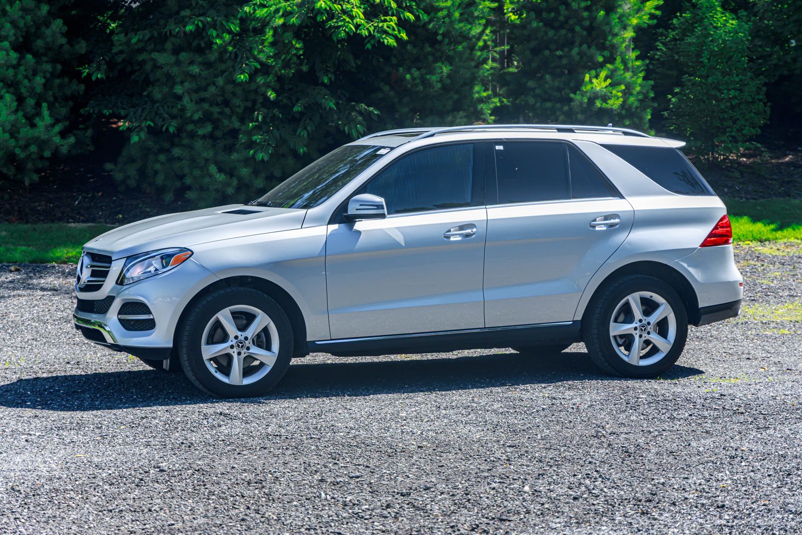 2017 Mercedes Benz GLE 350 4MATIC photo 3