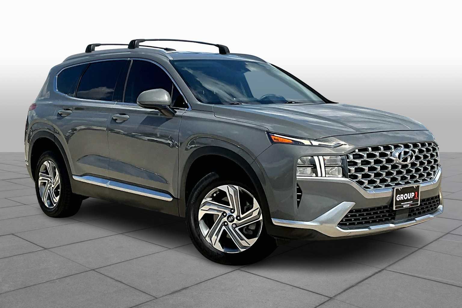 2021 Hyundai Santa Fe SEL photo 2