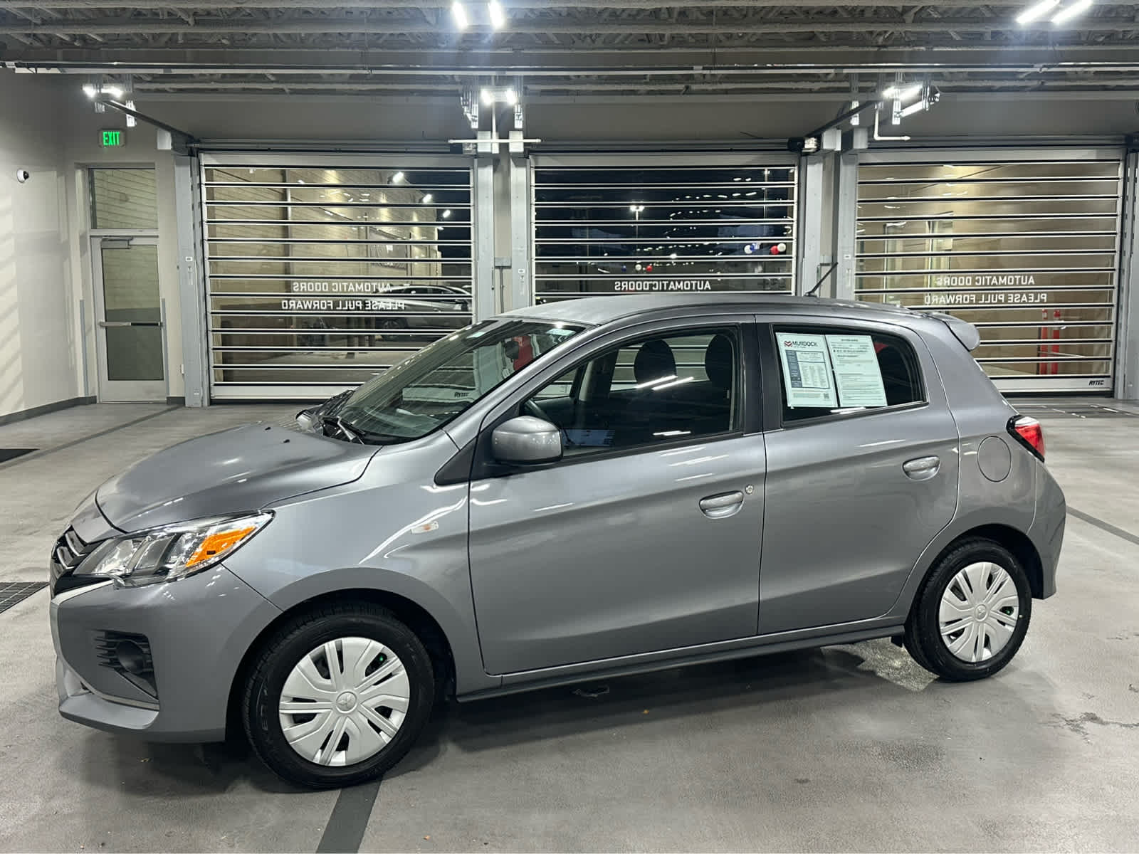 2022 Mitsubishi Mirage ES's photo