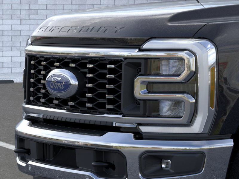 2025 Ford F-350 Lariat photo 17