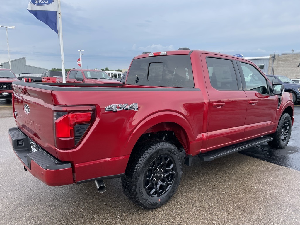 2025 Ford F-150 XLT photo 4