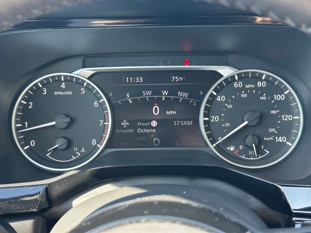 2022 Nissan Pathfinder SL photo 14