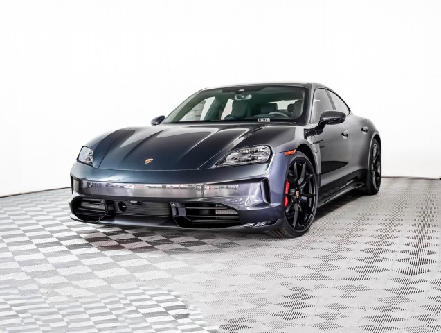 2025 Porsche Taycan GTS