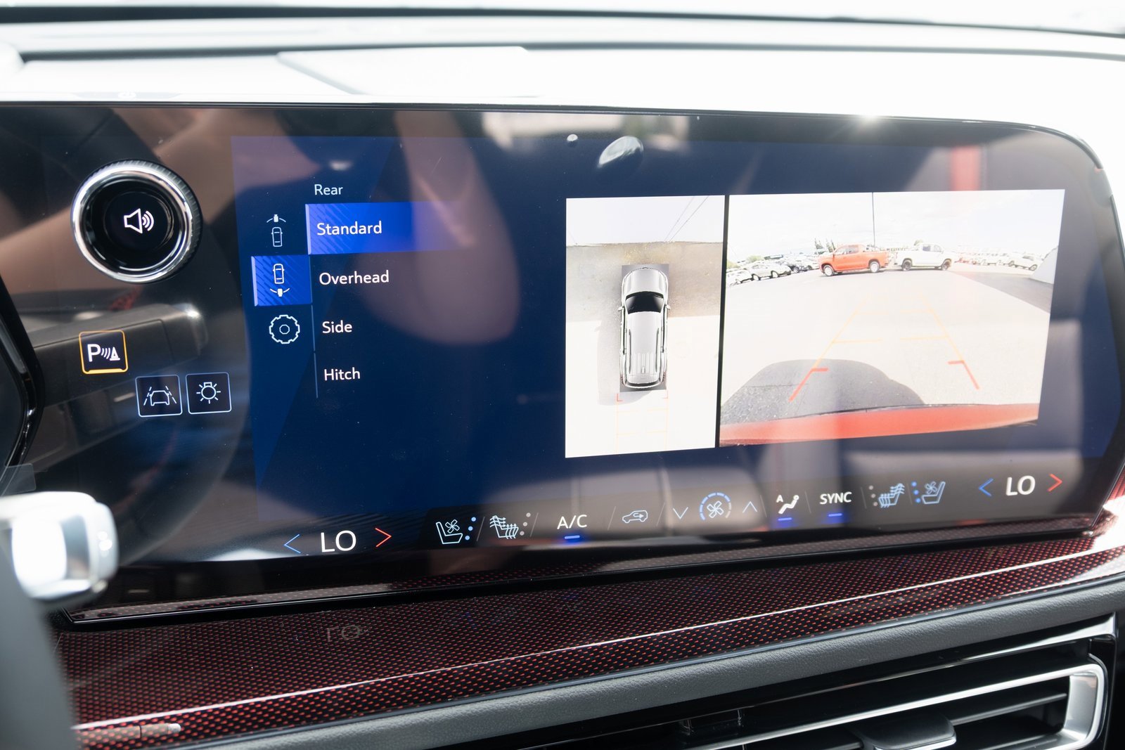 2026 Chevrolet Traverse RS photo 4