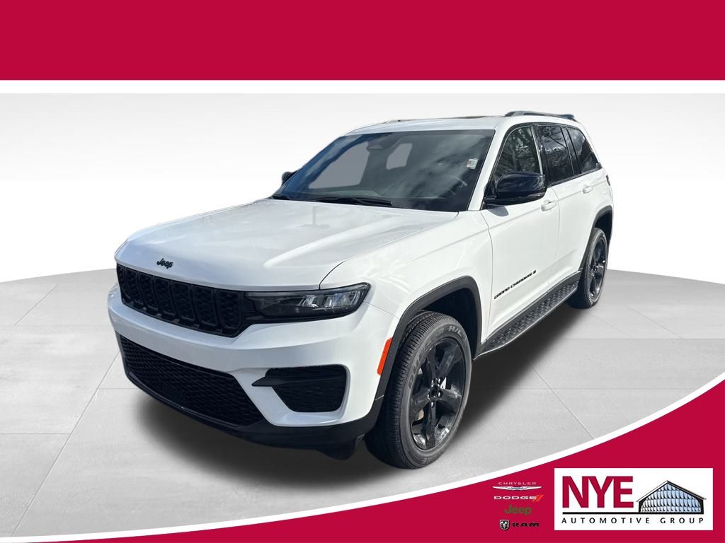 2025 Jeep Grand Cherokee Altitude's photo