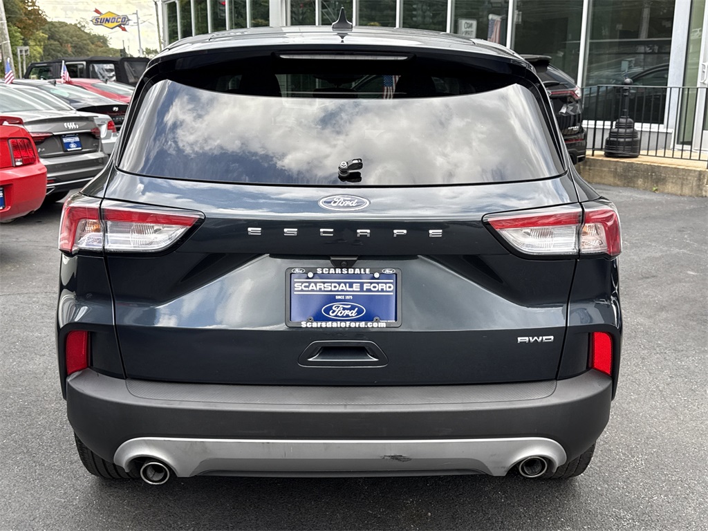 2022 Ford Escape SE photo 3