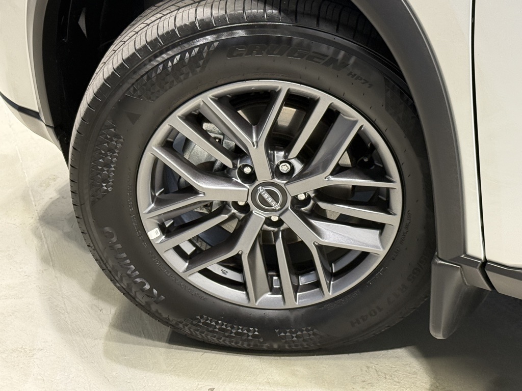 2025 Nissan Rogue S AWD photo 10