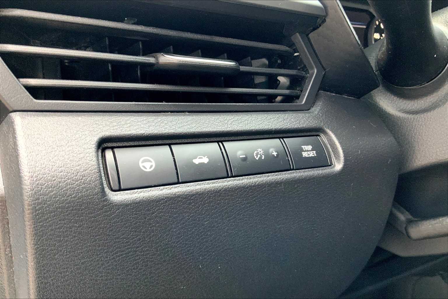 2021 Nissan Altima 2.5 SV photo 31