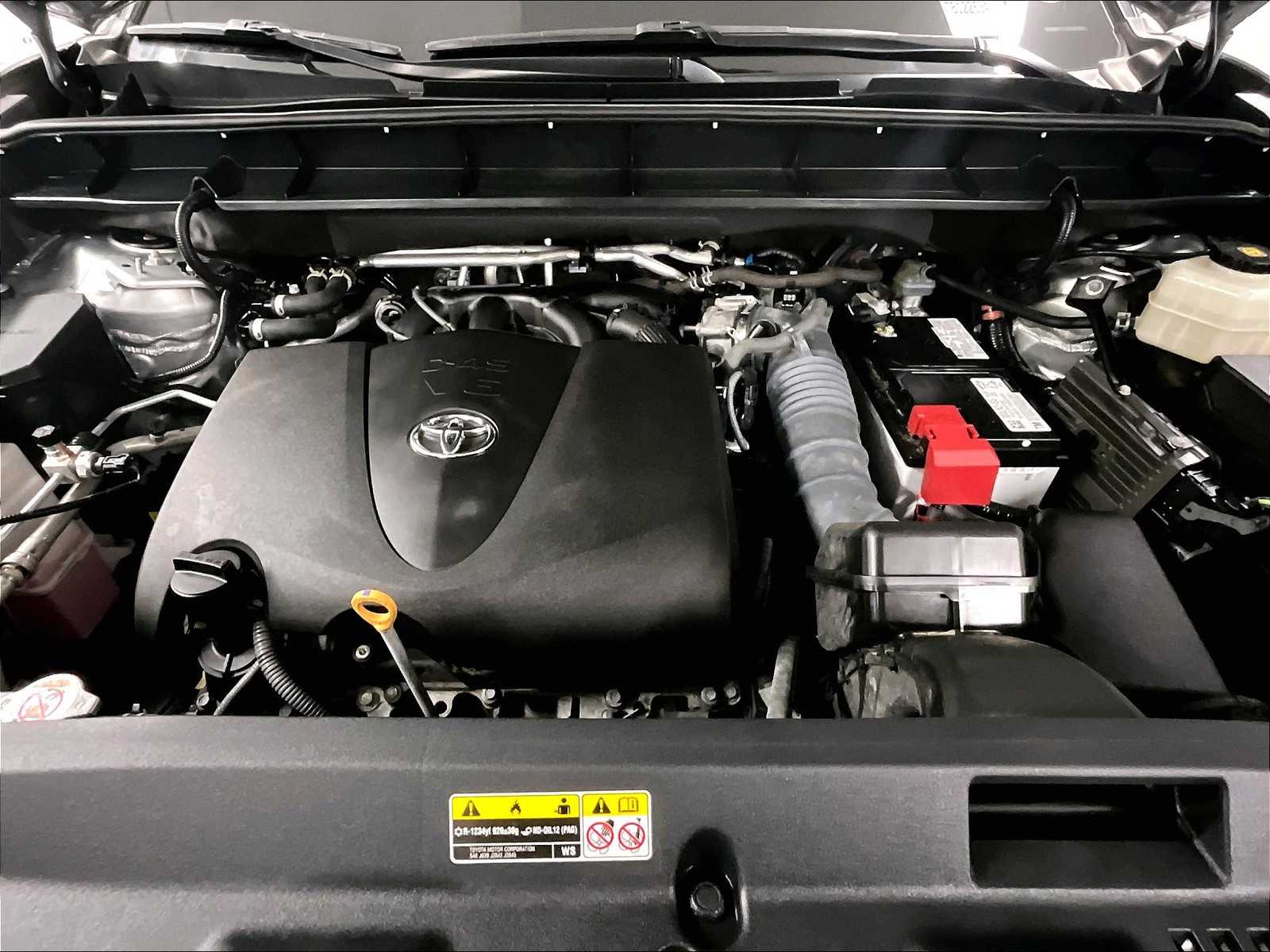2021 Toyota Highlander Platinum photo 28