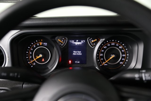 2025 Jeep Gladiator photo 6