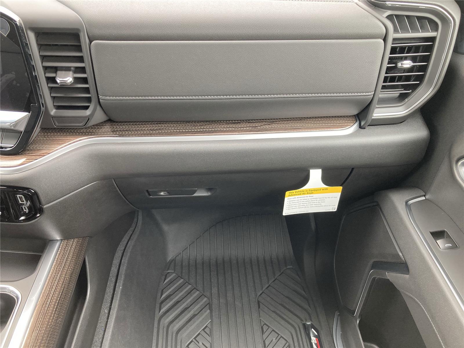 2026 Chevrolet Silverado 1500 LT photo 14