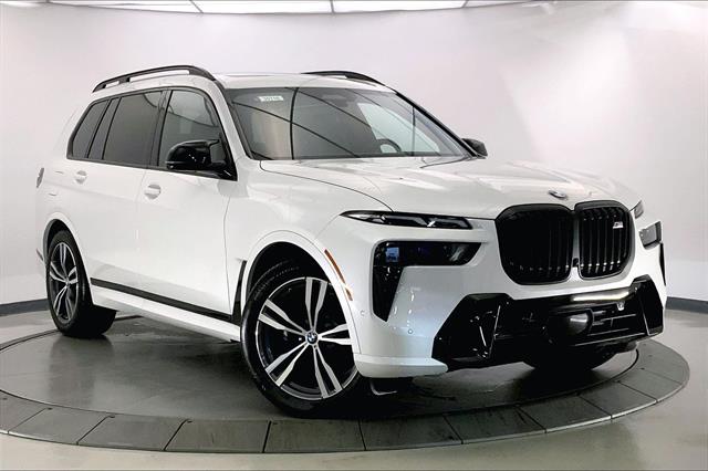 2026 BMW X7 M60i's photo