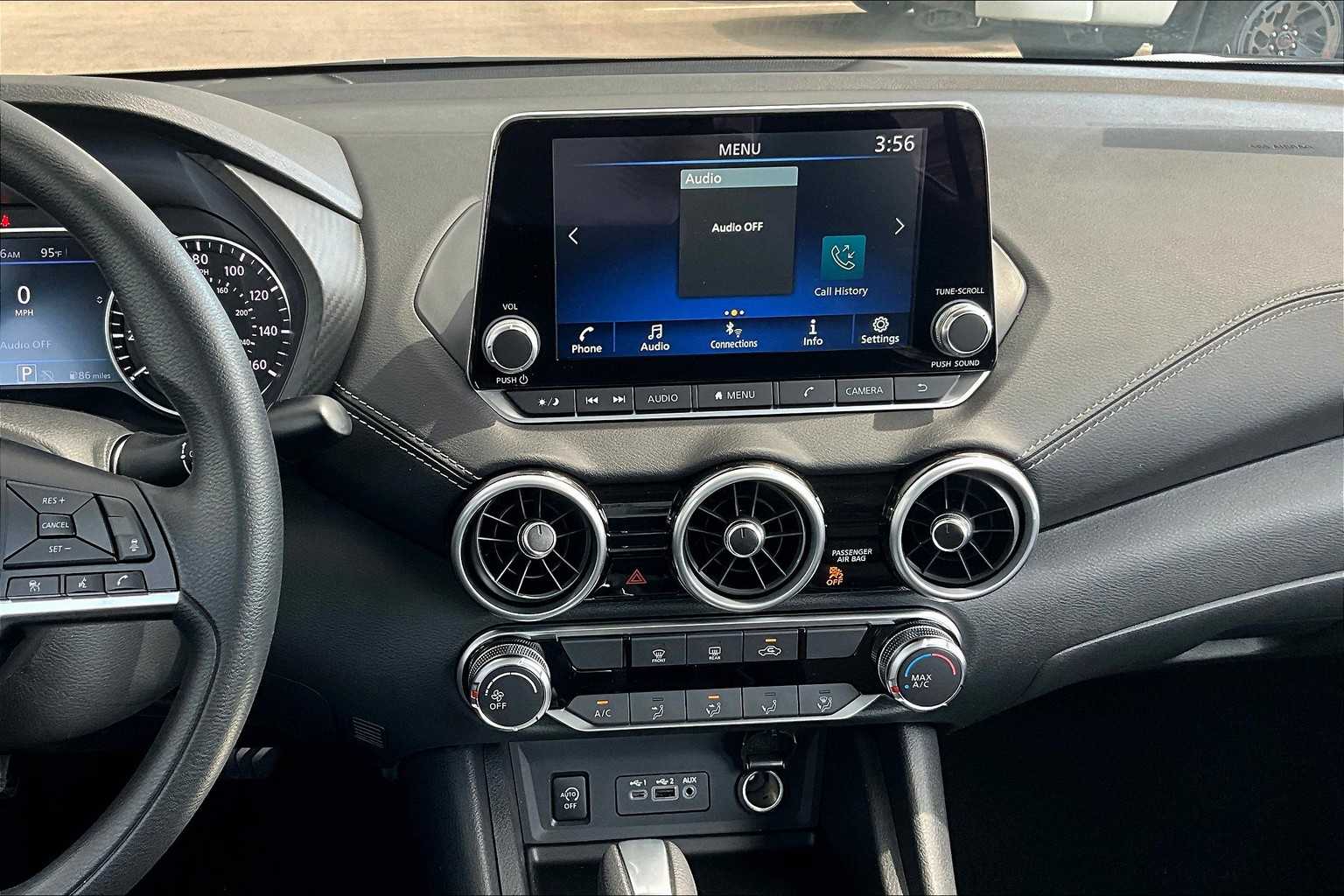 2025 Nissan Sentra SV photo 6
