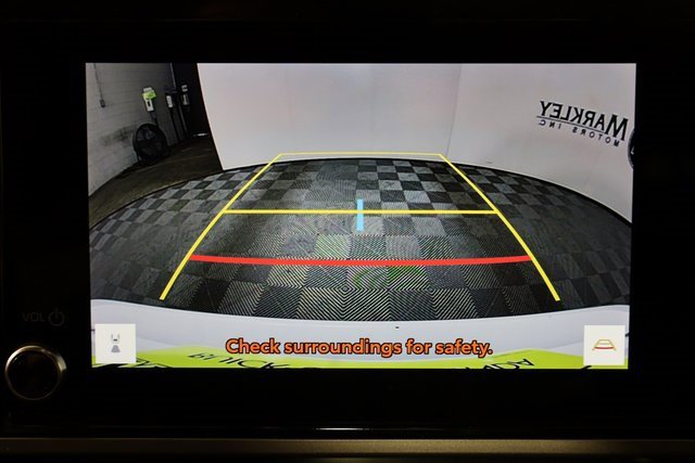 2025 Toyota Camry LE photo 3