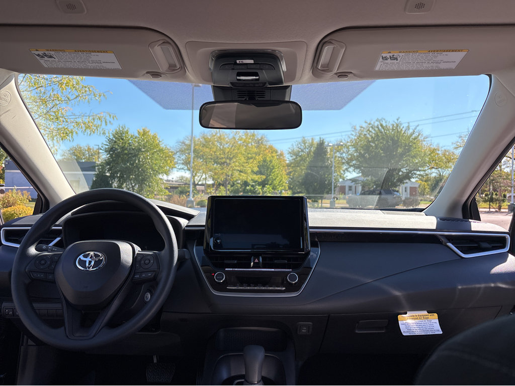2026 Toyota Corolla LE photo 2