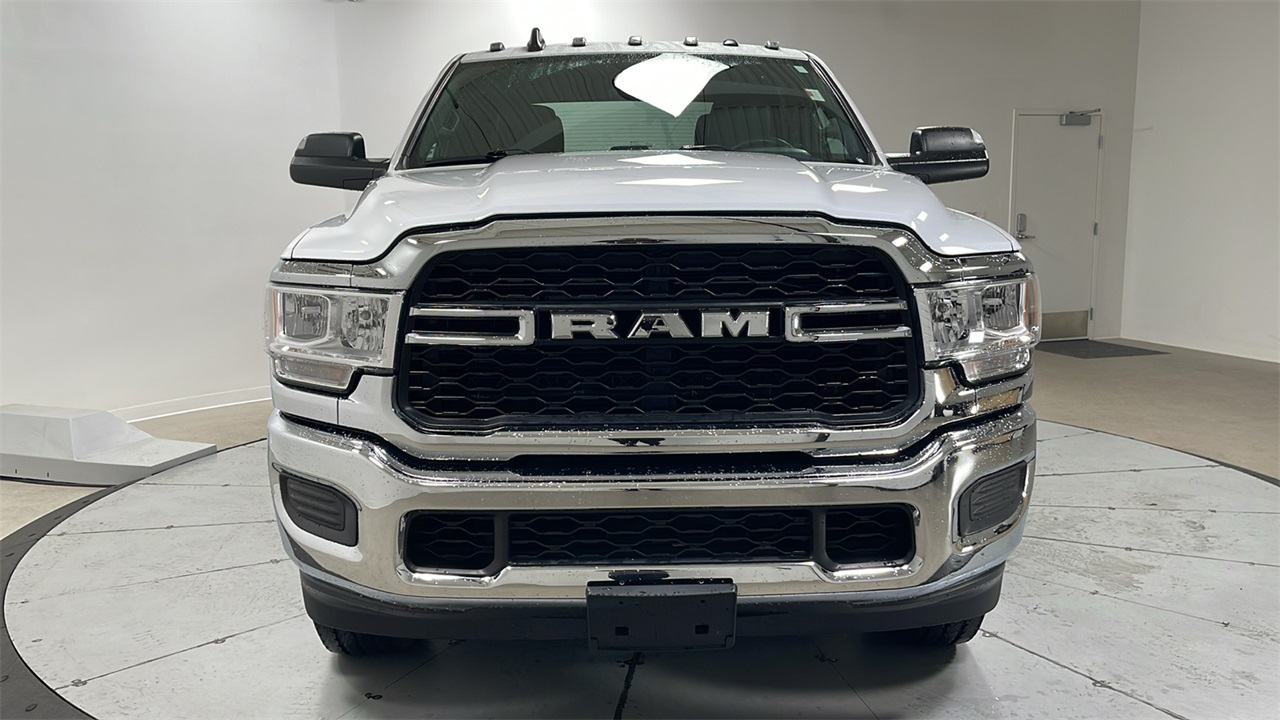 2022 Ram 2500 Tradesman photo 2