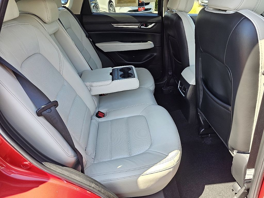2017 Mazda CX-5 Grand Touring photo 17
