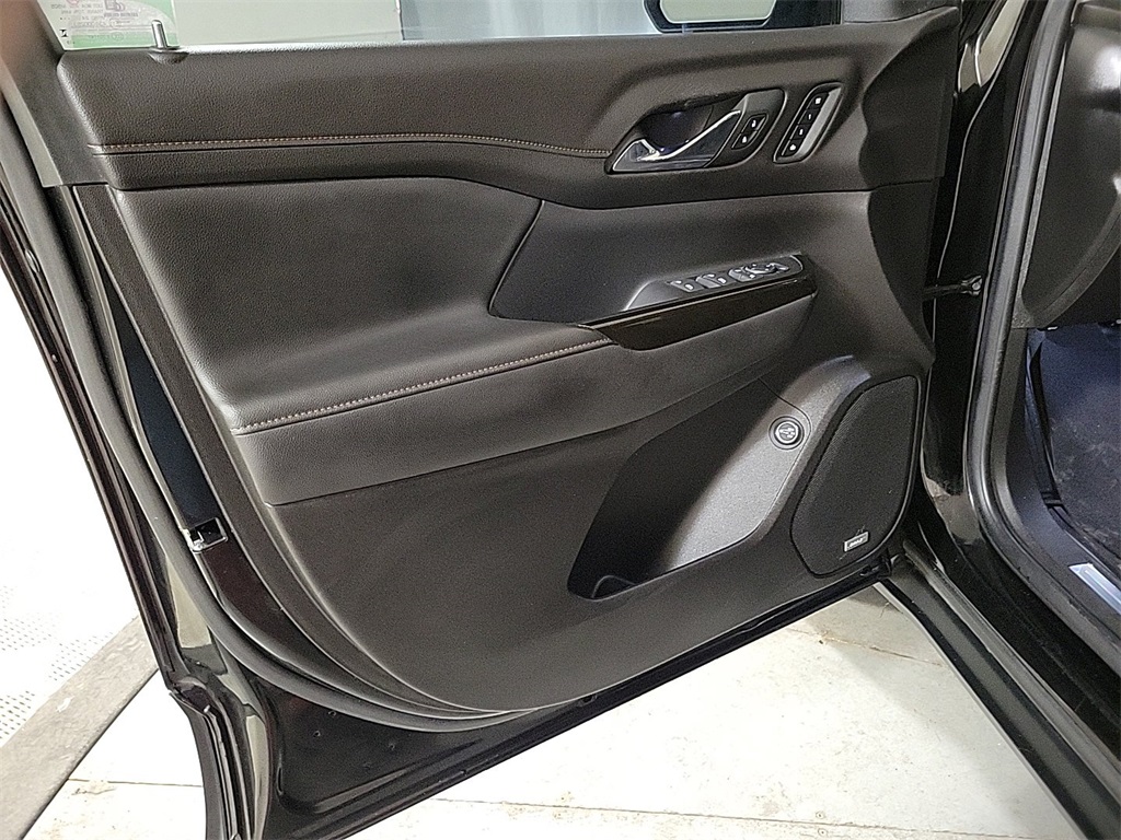 2023 GMC ACADIA - Image 23