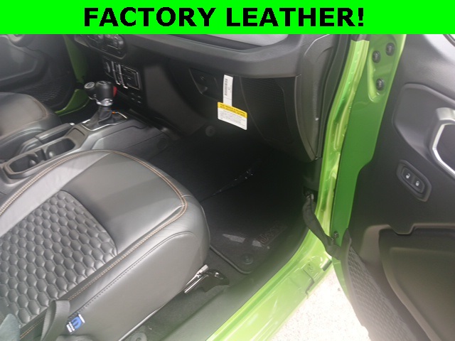 2025 Jeep Wrangler Sport S photo 12
