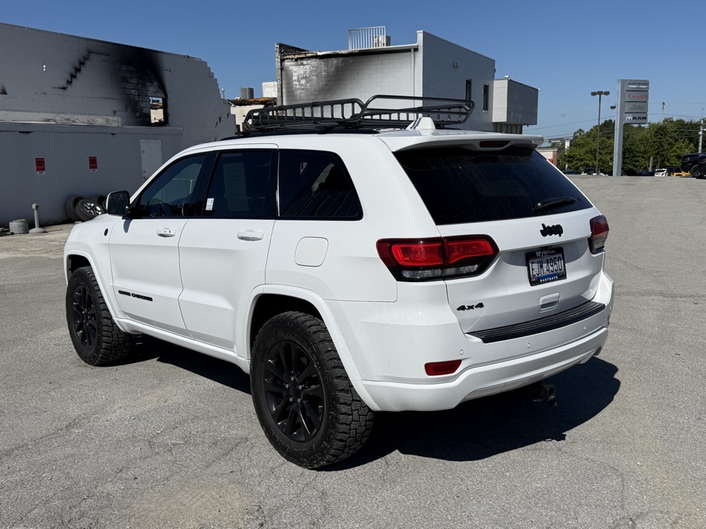 2021 Jeep Grand Cherokee Laredo X photo 8