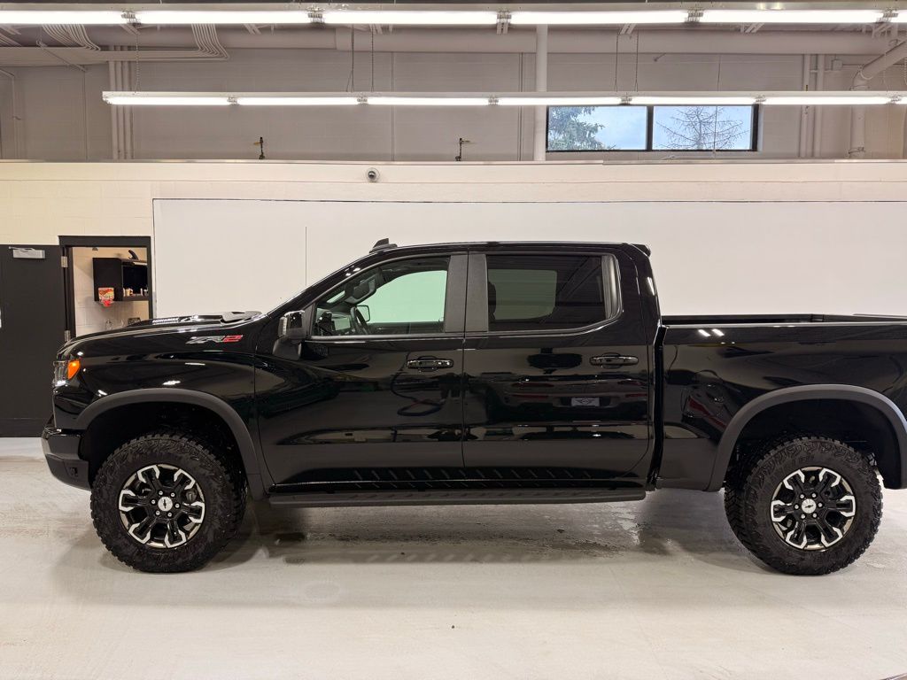 Used 2025 Chevrolet Silverado 1500 ZR2 with VIN 3GCUKHE89SG290102 for sale in Golden Valley, Minnesota