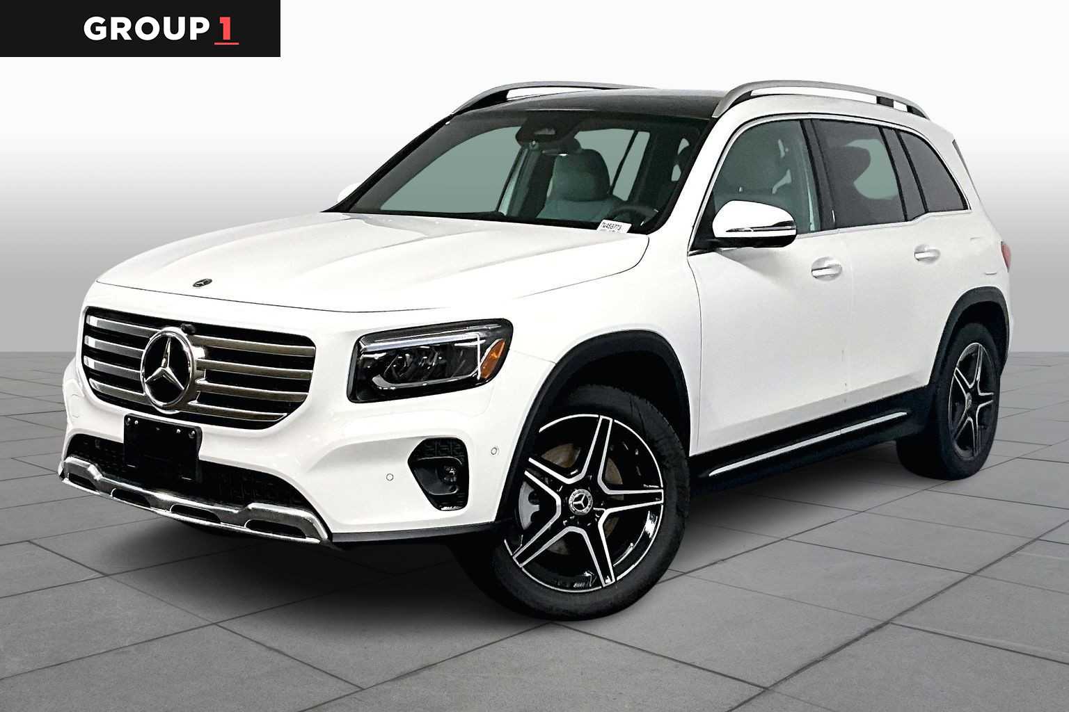 2026 Mercedes-Benz GLB GLB 250's photo