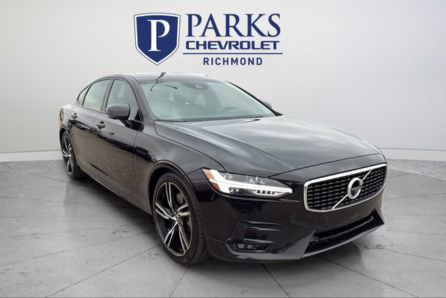 2020 Volvo S90 R-Design's photo