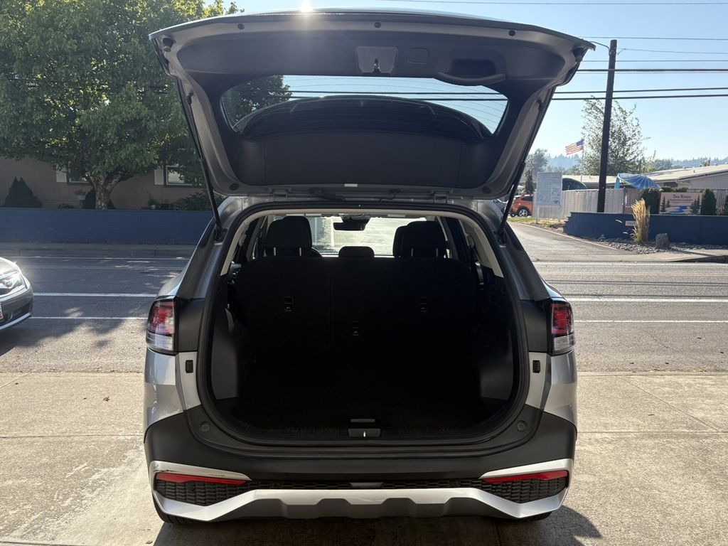 2023 Kia Sportage LX photo 9