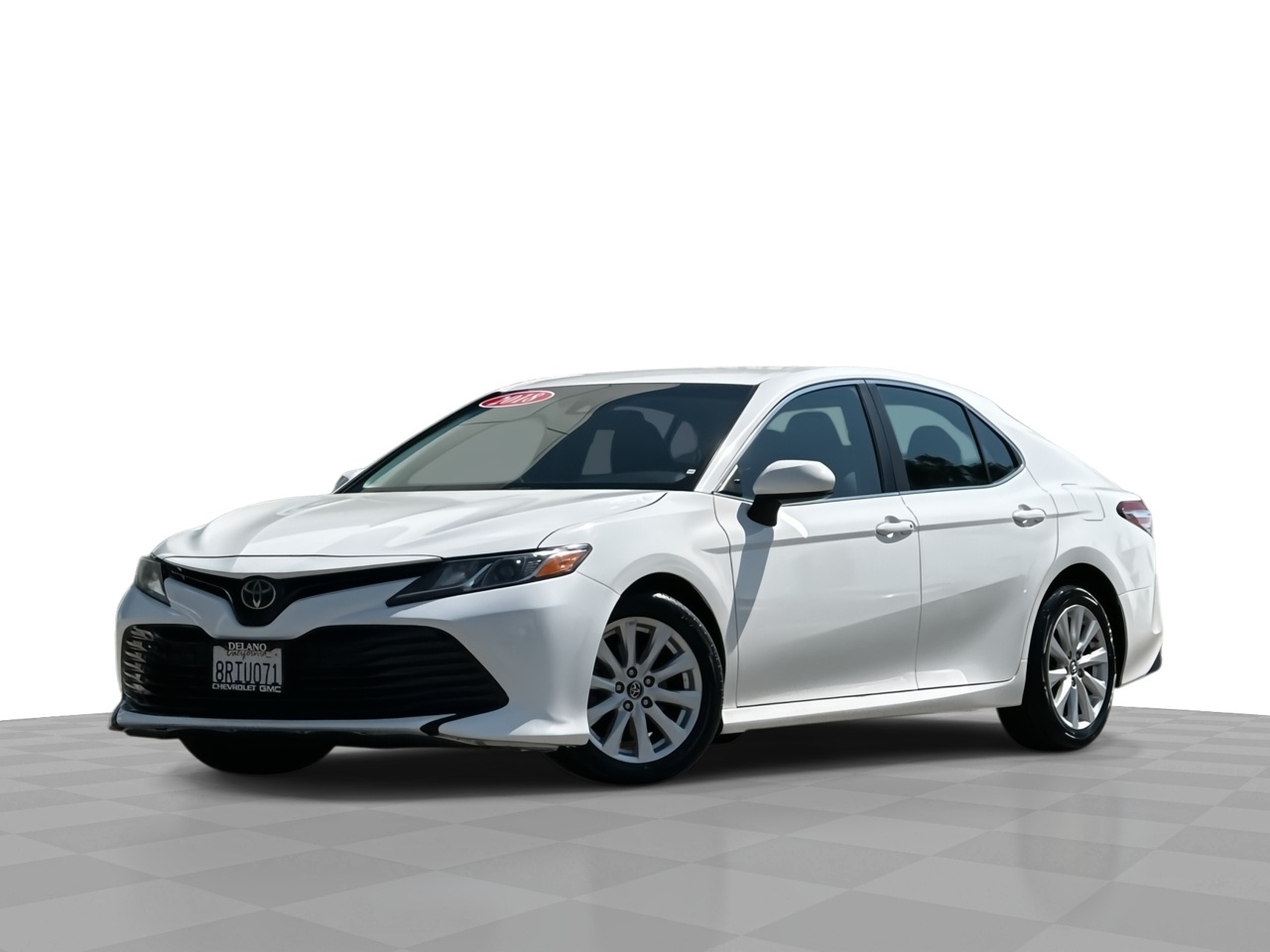 2018 Toyota Camry LE photo 25