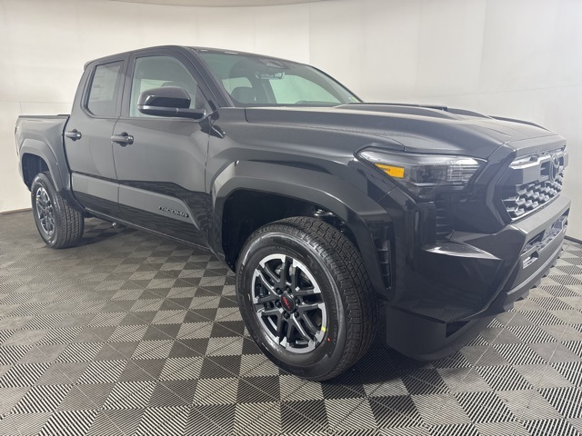 2026 Toyota Tacoma TRD Sport's photo