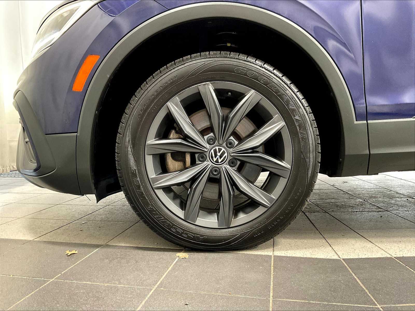 2022 Volkswagen Tiguan SE photo 4