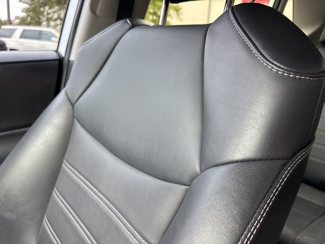 2021 Toyota RAV4 XLE Premium photo 41
