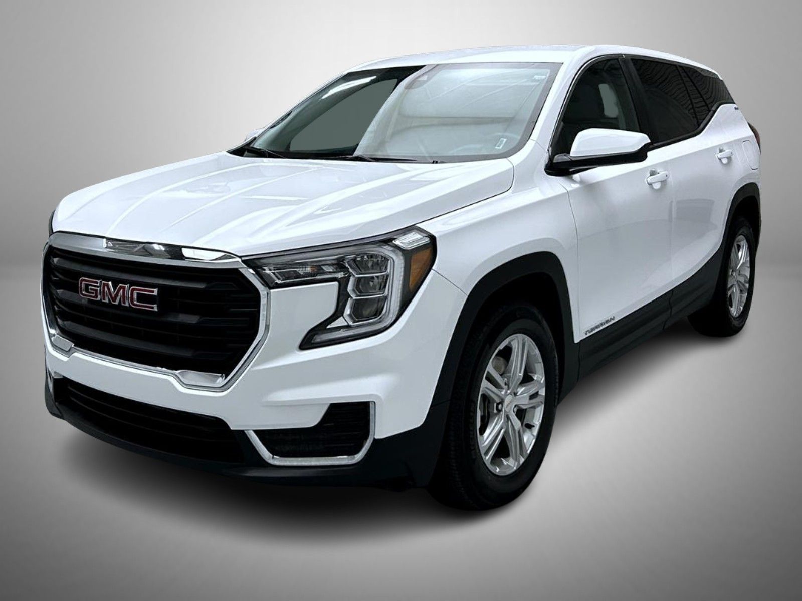2024 GMC Terrain SLE's photo